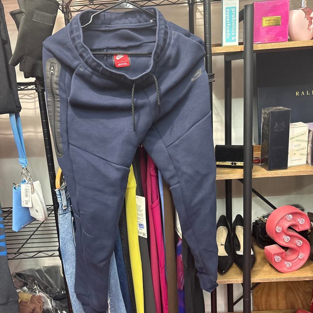 Nike navy blue tech fleece
